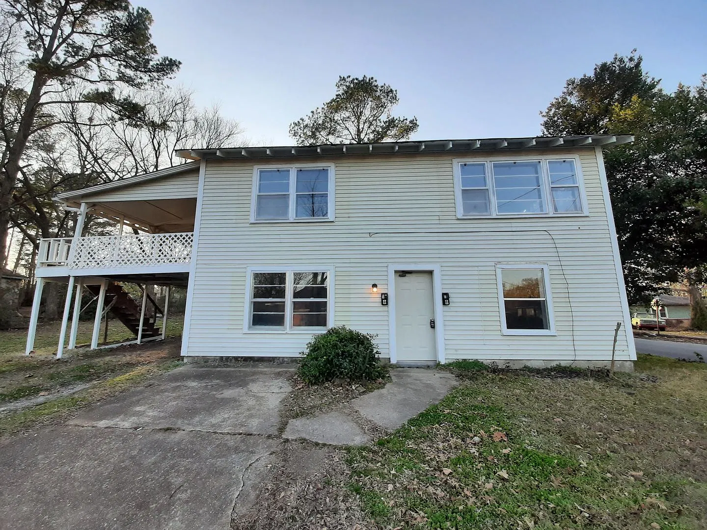 2 Br/1 Ba Duplex Home, 609 #A Oak St. in Searcy ($720/mo, w/water.) — Photo 1