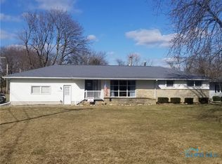 11075 W State Route 18, Fostoria, OH 44830