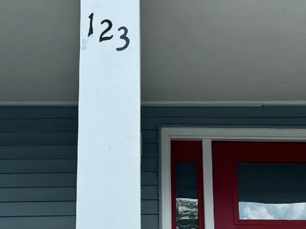 123 William St, Louisville, KY 40206