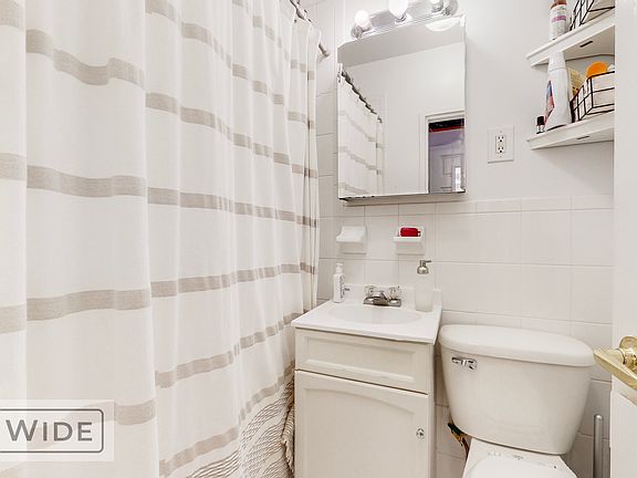 5th image of 332 E 93rd St APT 4D