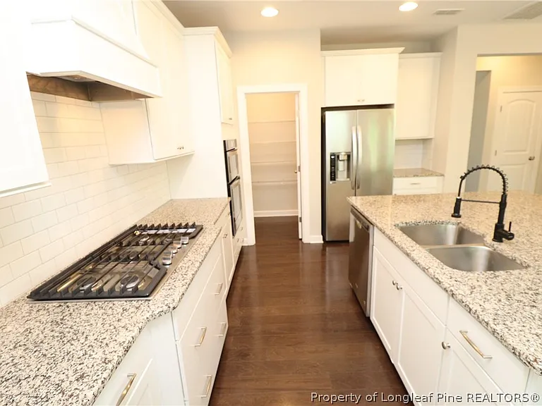 240 Mystwood Hollow Cir — Photo 7