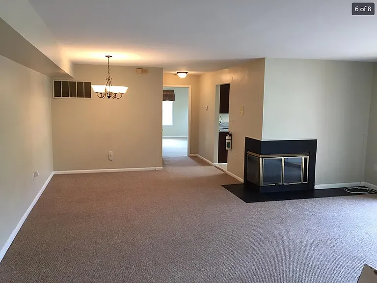 115 Cascade Ct #8 — Photo 4