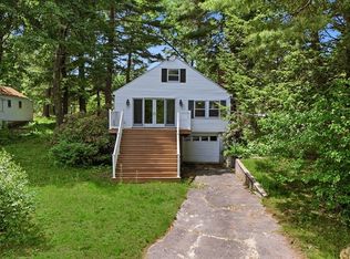 28 Lake Dr, Wilbraham, MA 01095