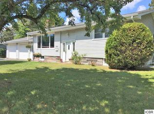 611 NE 9th St, Grand Rapids, MN 55744