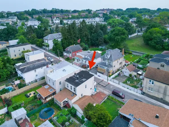 39 Reynolds Street image 21 of 23