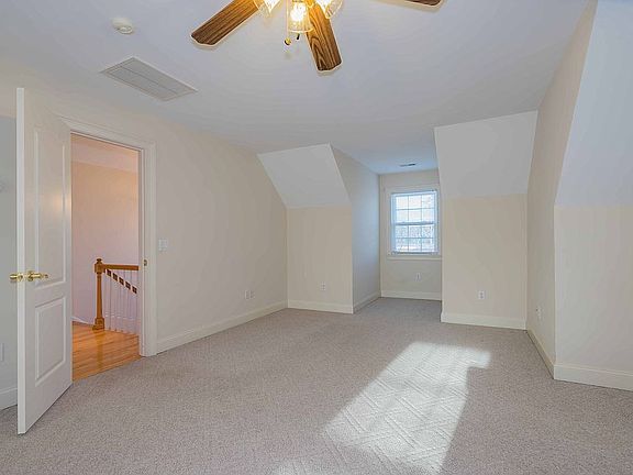 5th image of 118 Mimosa Dr