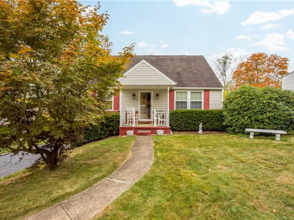 3082 Piney Bluff Dr, South Park, PA 15129