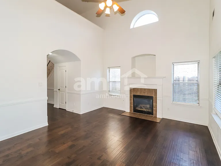 440 Green Willow Cv — Photo 6