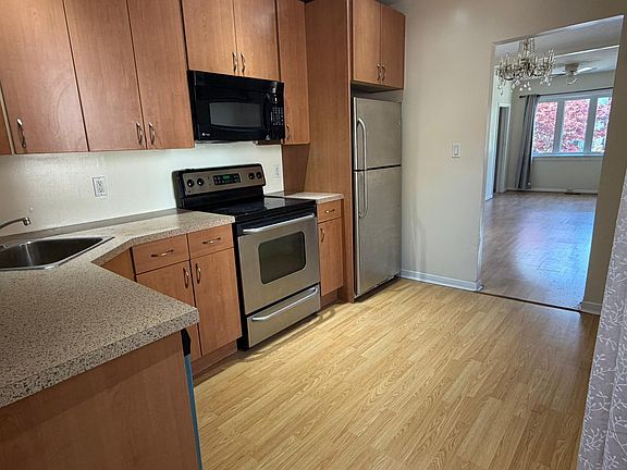 2nd image of 35 Livingstone Ave #1