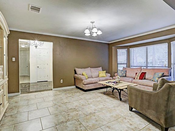 4th image of 10118 Moorberry Ln
