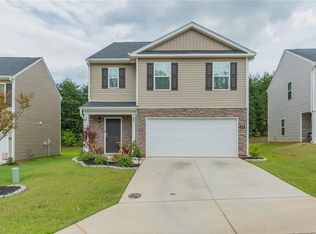 4589 Heatherly Rd, Winston Salem, NC 27105