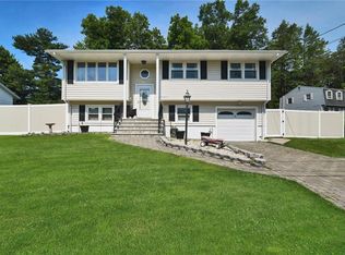 60 Charles St, Tappan, NY 10983