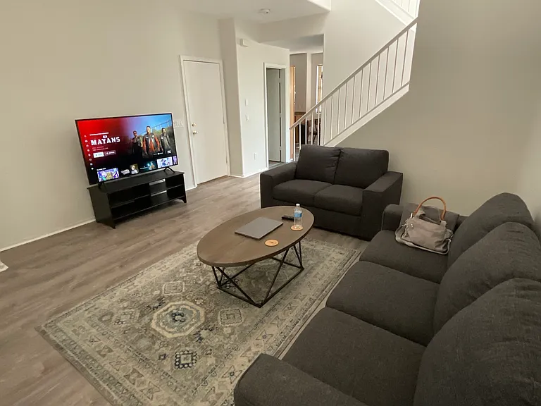 1930 E Hayden Ln #119 — Photo 2