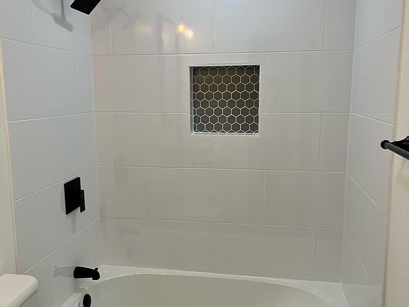 3rd image of 11602 Burlwood Dr