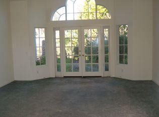 605 Marazon Ln, Vista, CA 92081