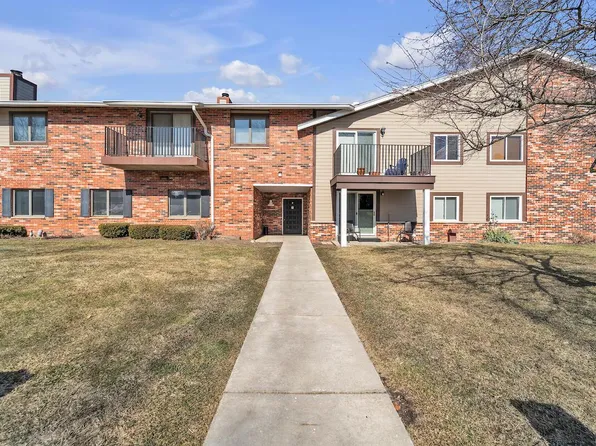 N84W15979 Menomonee AVENUE #204, Menomonee Falls, WI 53051
