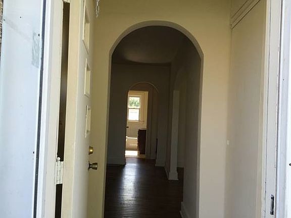 4th image of 513 S 6th St