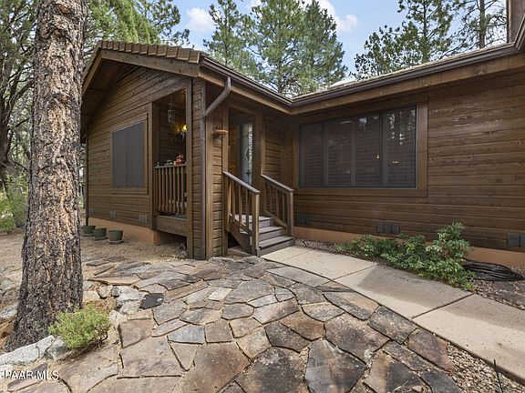 3rd image of 1885 Kingswood Dr