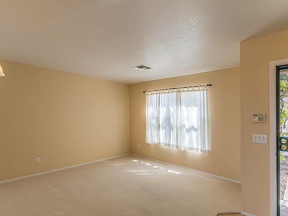 4th image of 8781 E Pomegranate St