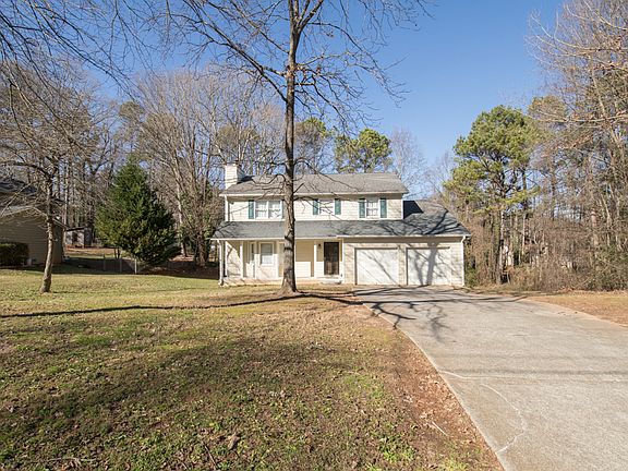 3rd image of 931 Lauren Kay Ct