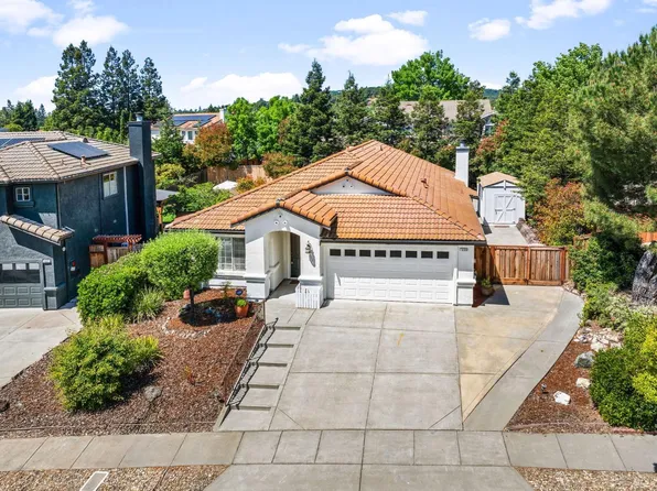 1808 Seville Drive, Napa, CA 94559