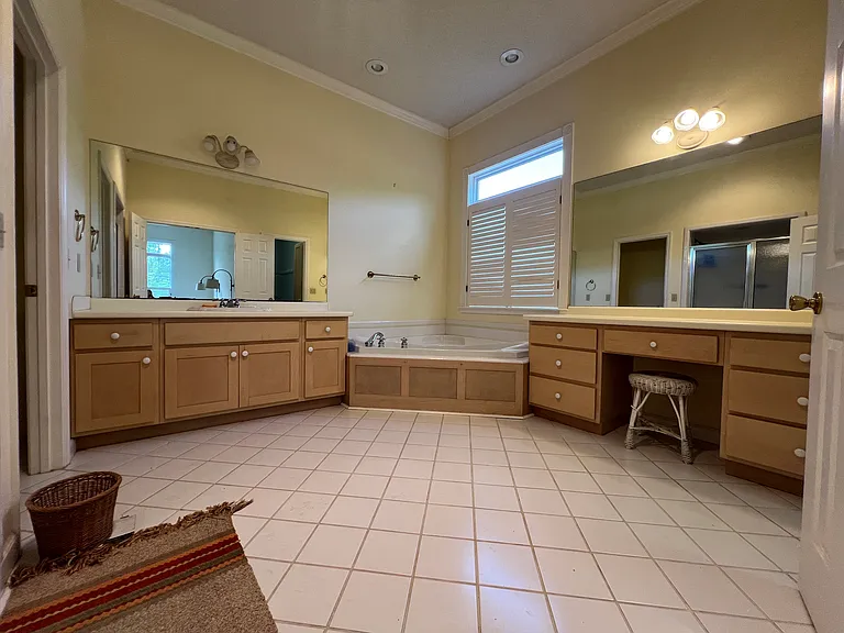5652 Lakeview Rd — Photo 22