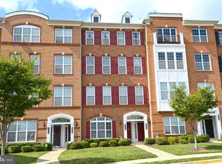 23806 Hopewell Manor Ter, Ashburn, VA 20148