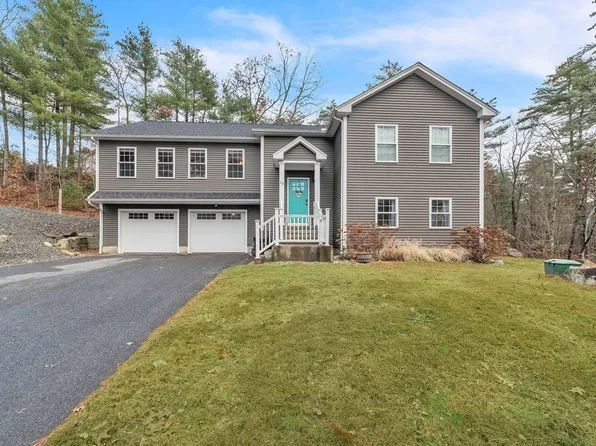 15 Advance St, Palmer, MA 01069