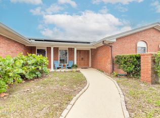 2724 N Halifax Ave, Daytona Beach, FL 32118