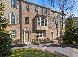 217 Thornapple Ln, Cranberry Township, PA 16066
