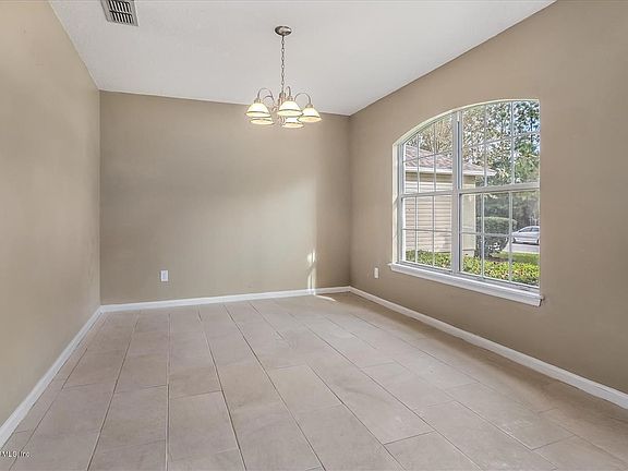 02-Dining_Room