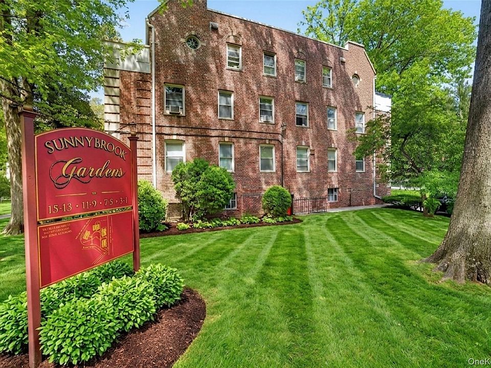 1st image of 15 Sunnybrook Road #3A