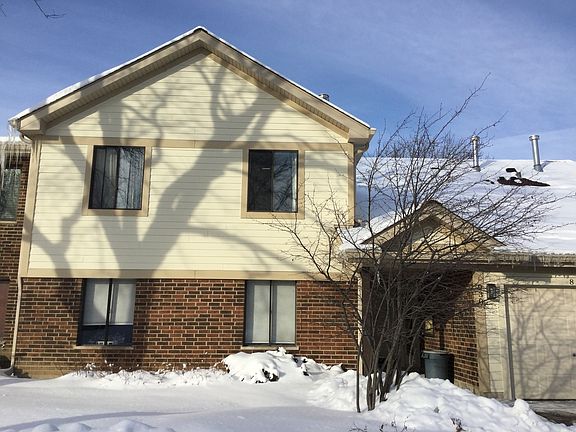 2nd image of 930 E Tower Ct Unit 7