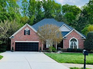261 Kristi Glen Ct, Kernersville, NC 27284