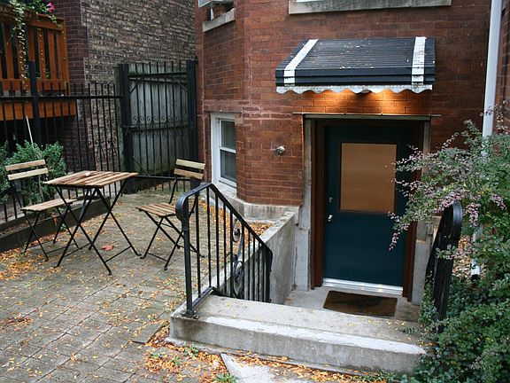 3rd image of 5017 N Hermitage Ave #Basement