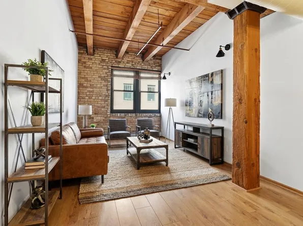 400 N 1st St APT 502, Minneapolis, MN 55401