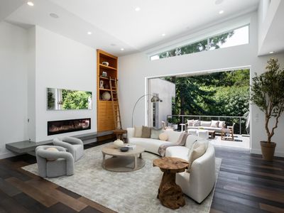 454 Cypress Dr, Los Altos, CA, 94022