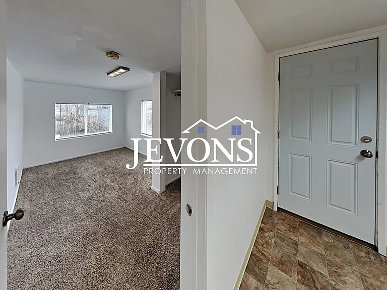 1509 Swan Ave — Photo 15