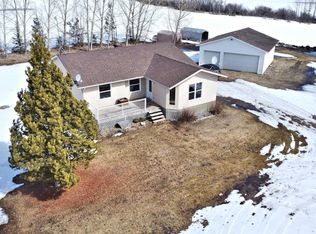 26416 Township Rd #544, Sturgeon County, AB T8T1N6