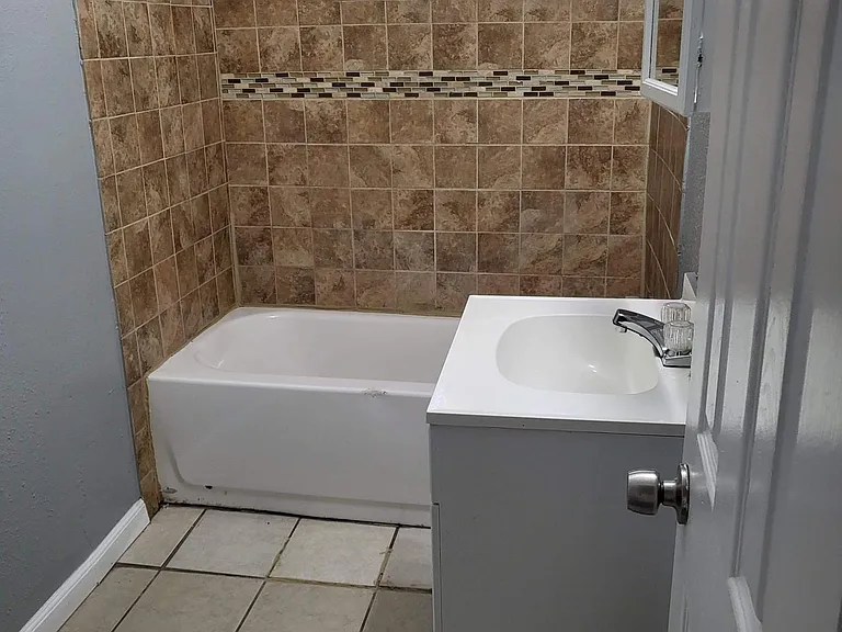 5317 N Johnstown Ave — Photo 5