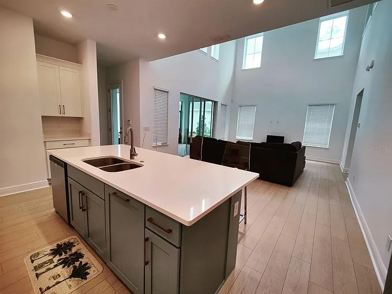 7703 Nemours Pkwy — Photo 8