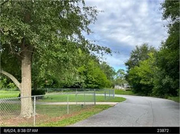 1019 Saint Andrews Dr, Albany, GA 31707