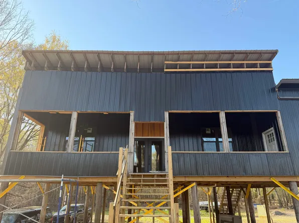 (undisclosed Address), Holly Grove, AR 72069