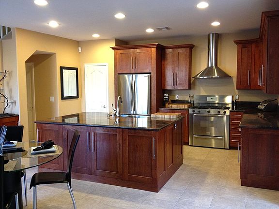 4th image of 9884 Iris Valley St