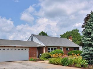 10 W Snyder Corner Rd, Red Lion, PA 17356