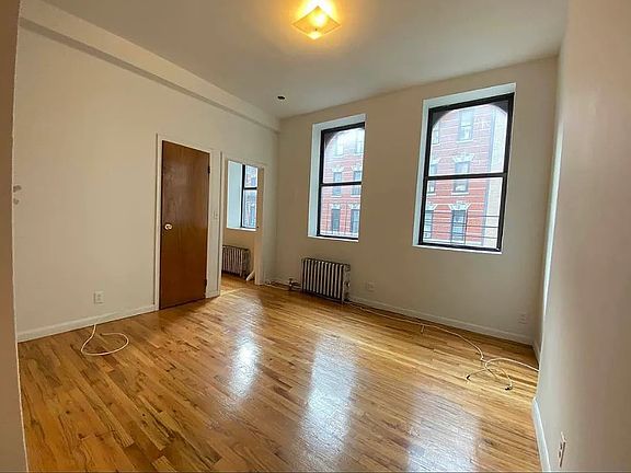 2nd image of 26 Thompson St APT 3C