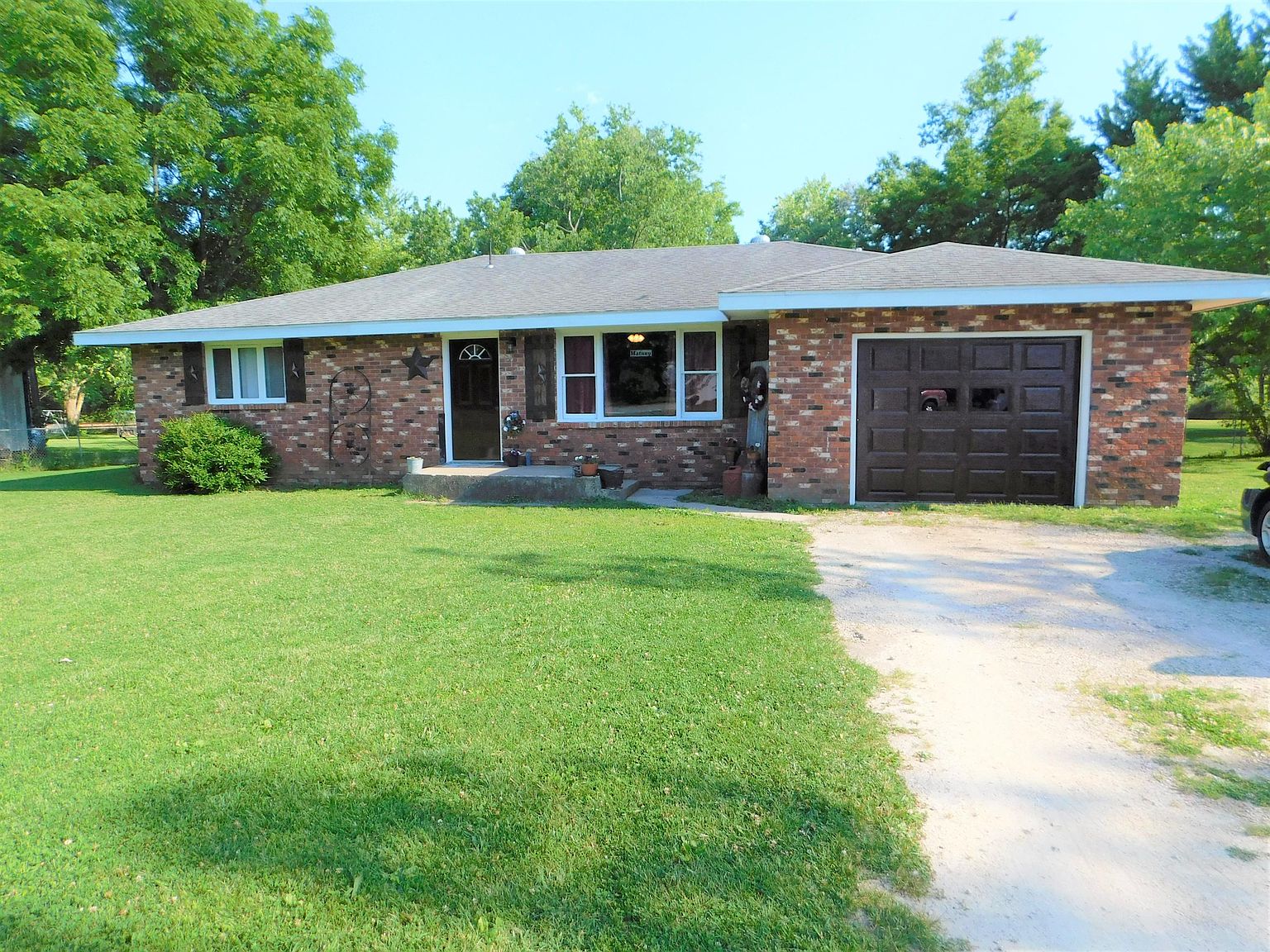 689 W Main St, Fordland, MO 65652 Zillow