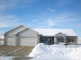 1815 Melissa Ct, Kaukauna, WI 54130