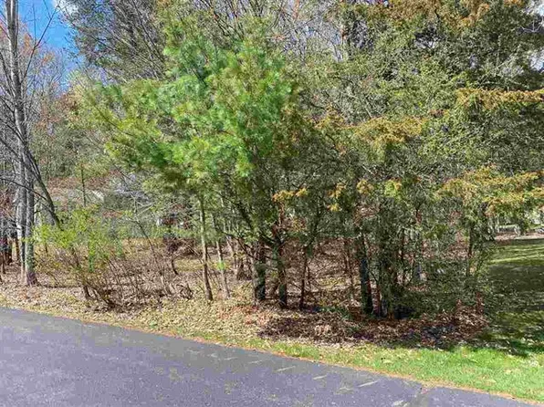 151 Arbor DRIVE, Wisconsin Dells, WI 53940