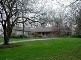 21102 N Andover Rd, Kildeer, IL 60047